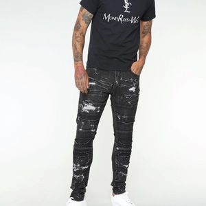 Mens skinny jeans size 40, brand new from smoke free home